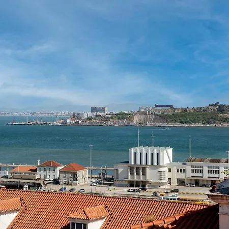 Arriaga River Views Ii Lisbon